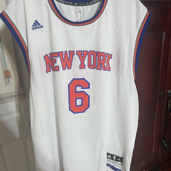 Adidas White New York Knick’s Jersey Kristap Porzingis #6 - Picture 1 of 3